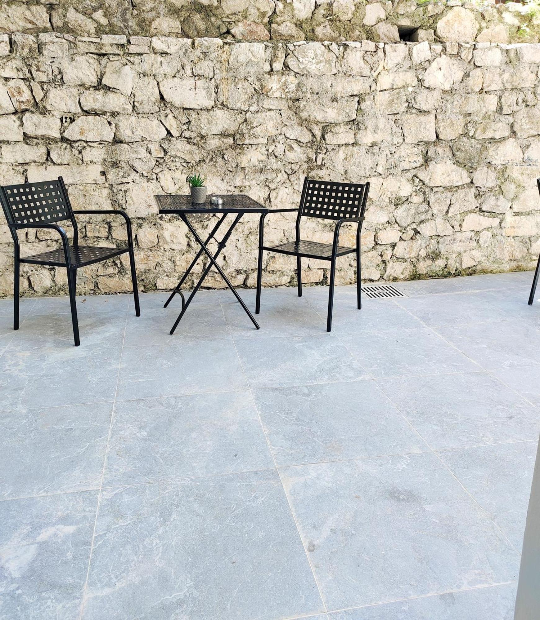 Avramiou Loft